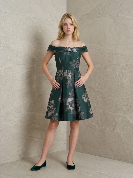 Eliza J Dresses & Skirts - Eliza J Emerald Green One-Shoulder Floral Cocktail Dress size 2